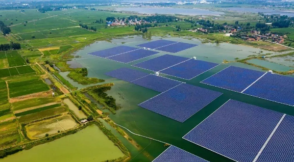 中國十三省最大光伏電站在這里！欽州康熙嶺的光伏電站能排上號了嗎？