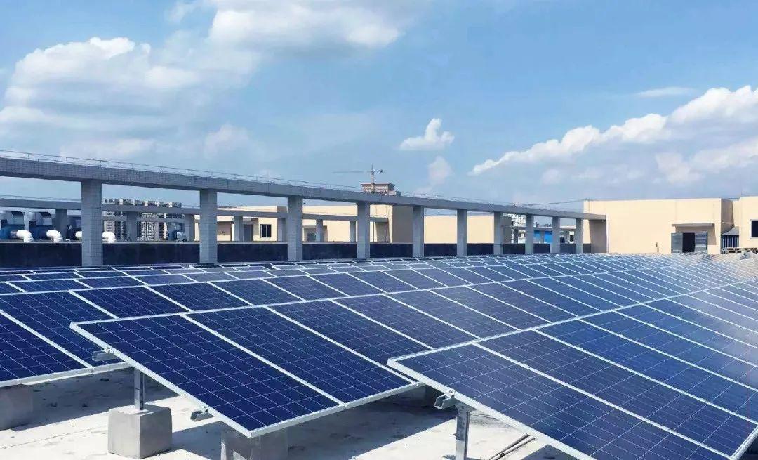 為什么秋季的光伏發(fā)電量比夏季還高？